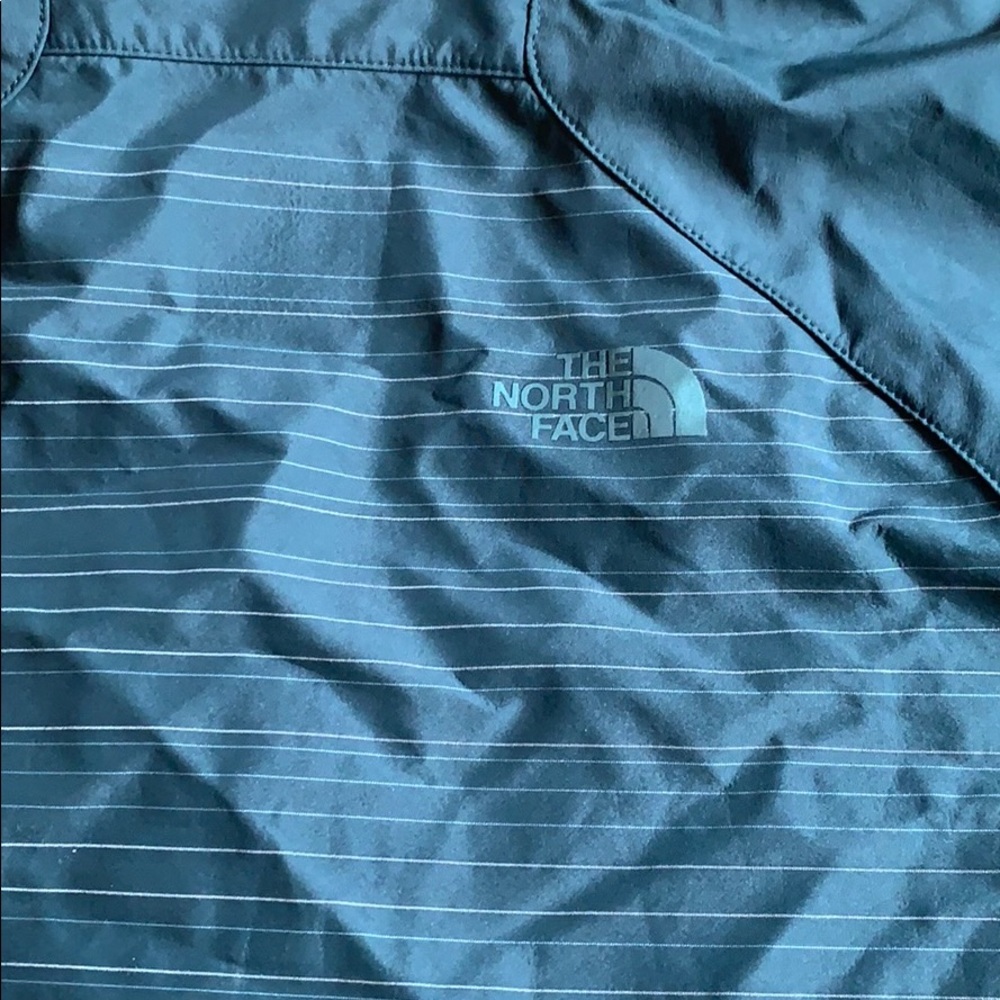 NWT The North Face Isotherm Jacket, Green, M - Picture 15 of 15